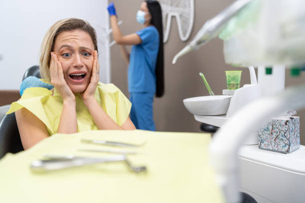 Best Weekend Emergency Dentist in Cutler, CA